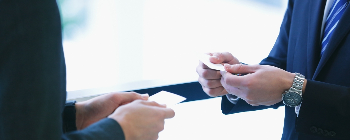 10 Creative Ways to Use Business Cards Effectively